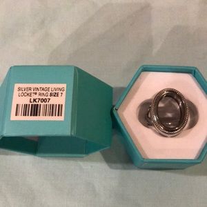 Origami Owl Locket Ring Size 7 -NIB
